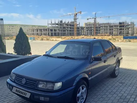 Volkswagen Passat 1995 года за 2 200 000 тг. в Актау