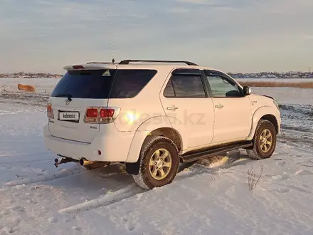 Toyota Fortuner 2007 года за 7 500 000 тг. в Актобе – фото 4