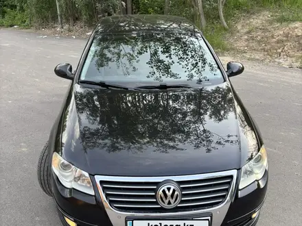 Volkswagen Passat 2010 года за 3 500 000 тг. в Алматы – фото 3