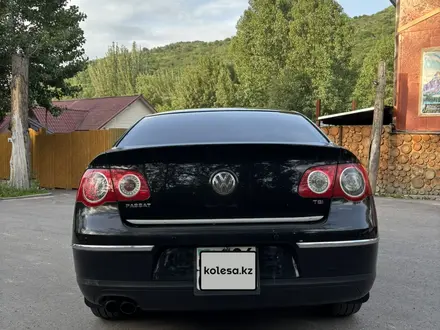 Volkswagen Passat 2010 года за 3 500 000 тг. в Алматы – фото 8