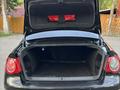 Volkswagen Passat 2010 года за 3 500 000 тг. в Алматы – фото 12
