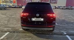 Volkswagen Tiguan 2018 года за 11 490 000 тг. в Астана – фото 4