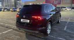 Volkswagen Tiguan 2018 года за 11 490 000 тг. в Астана – фото 5