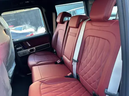 Mercedes-Benz G 63 AMG 4MATIC 2025 года за 122 000 000 тг. в Алматы – фото 8