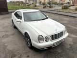Mercedes-Benz CLK 320 1998 годаүшін2 800 000 тг. в Алматы – фото 2