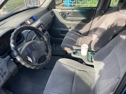 Honda CR-V 1997 года за 3 700 000 тг. в Алматы – фото 8