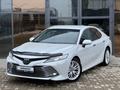 Toyota Camry 2018 года за 13 450 000 тг. в Уральск