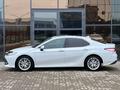 Toyota Camry 2018 года за 13 450 000 тг. в Уральск – фото 8