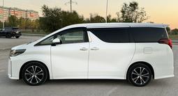 Toyota Alphard 2018 года за 20 000 000 тг. в Актобе – фото 2