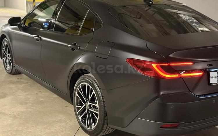 Toyota Camry — миниатюра 5