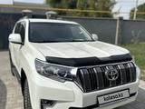 Toyota Land Cruiser Prado 2019 года за 19 350 000 тг. в Алматы – фото 2