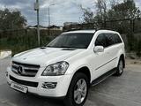 Mercedes-Benz GL 550 2006 годаүшін7 500 000 тг. в Актау – фото 2