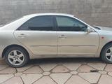 Toyota Camry 2004 года за 4 000 000 тг. в Шымкент – фото 2