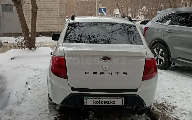 ВАЗ (Lada) Granta 2190 2013 годаfor2 500 000 тг. в Павлодар