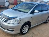Toyota Ipsum 2004 года за 4 500 000 тг. в Атырау