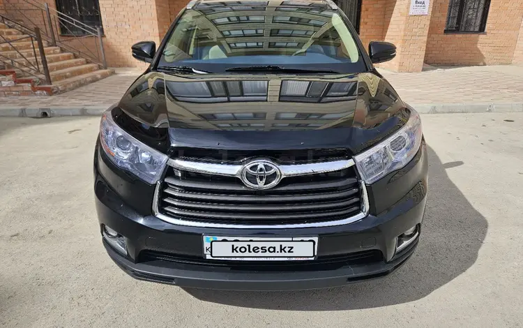 Toyota Highlander 2014 года за 16 500 000 тг. в Актау