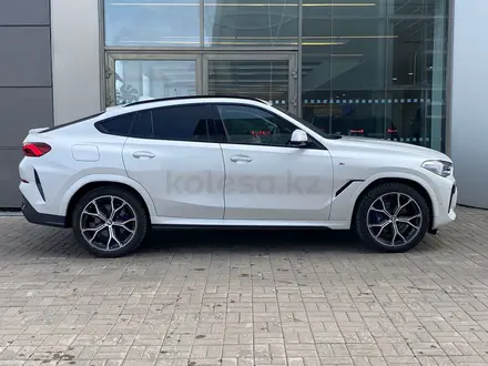 BMW X6 2022 года за 49 000 000 тг. в Астана – фото 4