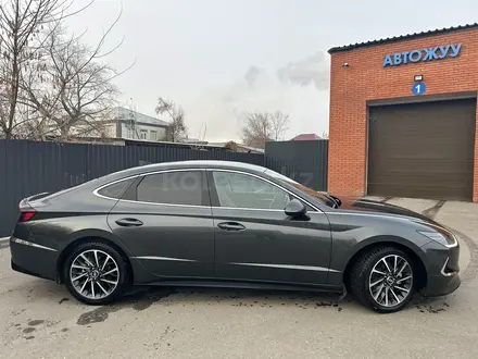 Hyundai Sonata 2021 года за 12 500 000 тг. в Усть-Каменогорск – фото 8