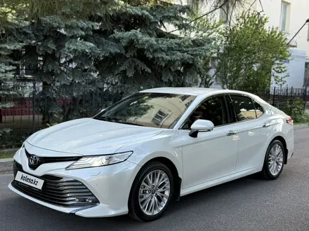 Toyota Camry 2019 года за 20 000 000 тг. в Шымкент – фото 3