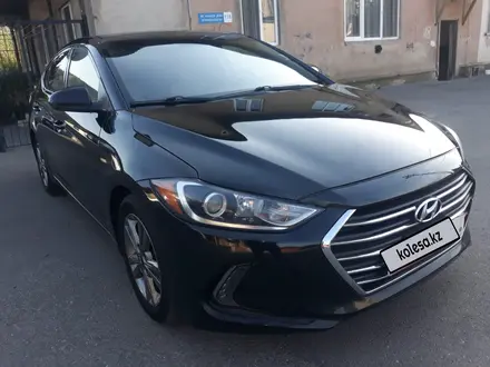 Hyundai Elantra 2018 года за 5 600 000 тг. в Актобе