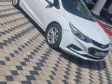 Chevrolet Cruze 2018 годаүшін5 999 999 тг. в Шымкент – фото 4