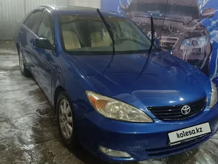 Toyota Camry 2002 годаүшін4 200 000 тг. в Семей – фото 2