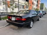 Toyota Camry 1999 года за 3 800 000 тг. в Алматы – фото 3