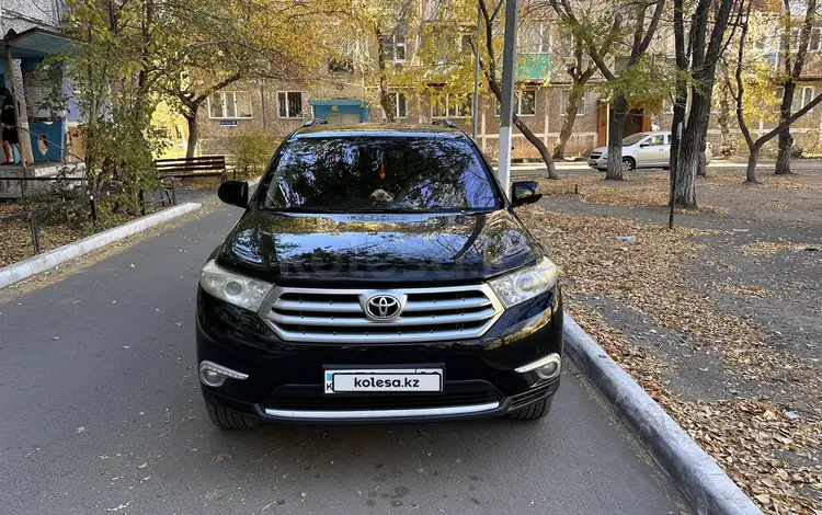 Toyota Highlander 2011 годаүшін14 700 000 тг. в Караганда