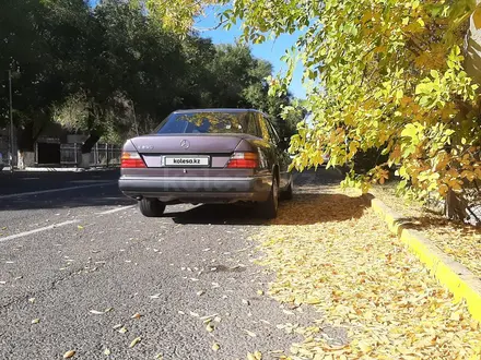 Mercedes-Benz E 230 1992 года за 2 550 000 тг. в Алматы – фото 3