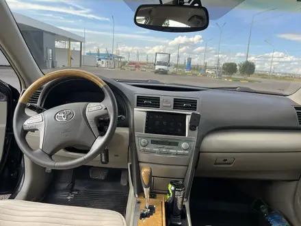 Toyota Camry 2006 года за 5 800 000 тг. в Караганда – фото 15