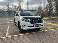 Toyota Land Cruiser Prado 2018 года за 27 000 000 тг. в Актобе