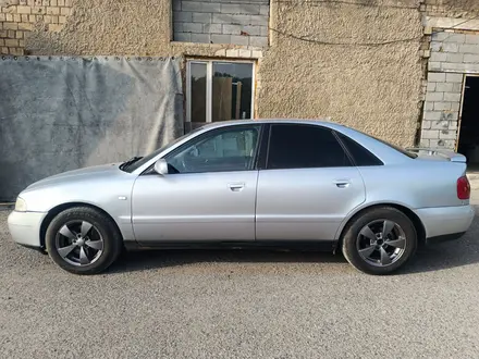 Audi A4 1997 года за 2 300 000 тг. в Алматы – фото 4