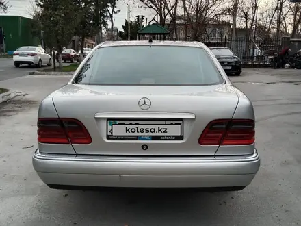 Mercedes-Benz E 320 1998 года за 3 999 999 тг. в Шымкент – фото 6