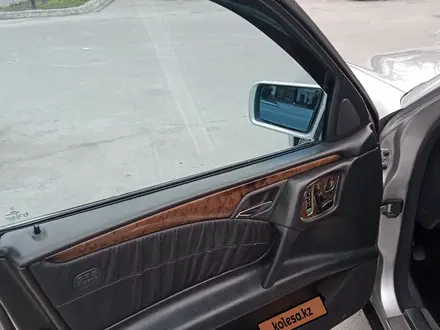 Mercedes-Benz E 320 1998 года за 3 999 999 тг. в Шымкент – фото 9