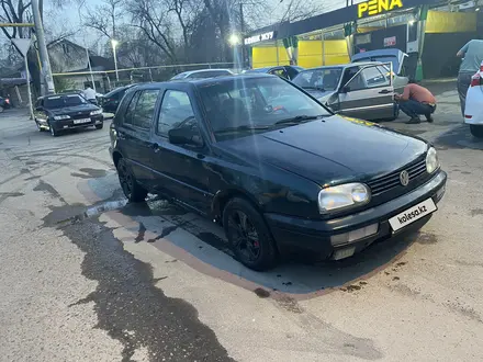 Volkswagen Golf 1998 года за 2 100 000 тг. в Алматы – фото 5