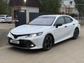 Toyota Camry 2020 года за 12 700 000 тг. в Актобе – фото 6