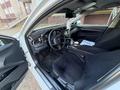Toyota Camry 2020 года за 12 700 000 тг. в Актобе – фото 9