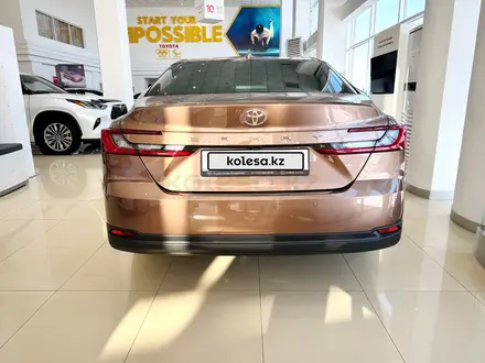 Toyota Camry Luxe 2024 года за 22 790 000 тг. в Петропавловск – фото 5