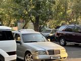 Mercedes-Benz C 280 1994 года за 1 400 000 тг. в Алматы