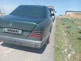 Mercedes-Benz E 230 1991 года за 950 000 тг. в Ленгер – фото 2