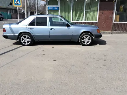 Mercedes-Benz E 260 1991 года за 1 450 000 тг. в Алматы – фото 6