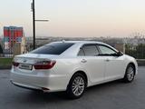 Toyota Camry 2015 годаүшін11 200 000 тг. в Шымкент – фото 2