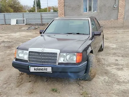 Mercedes-Benz E 230 1991 года за 1 400 000 тг. в Шымкент – фото 5