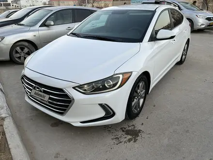 Hyundai Elantra 2017 года за 5 000 000 тг. в Актау – фото 2