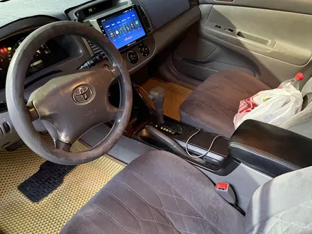 Toyota Camry 2004 года за 4 500 000 тг. в Жанаозен – фото 6