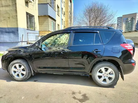 Toyota RAV4 2012 года за 9 600 000 тг. в Алматы – фото 2