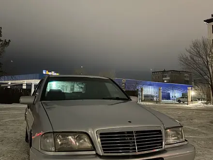 Mercedes-Benz C 180 1994 года за 1 700 000 тг. в Кокшетау