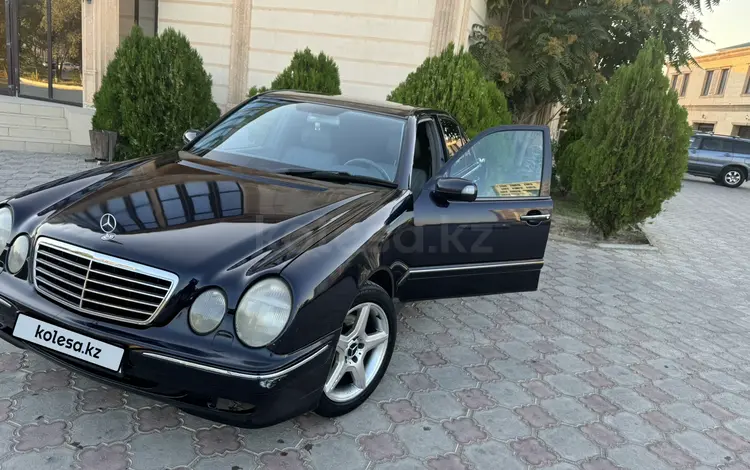 Mercedes-Benz E 320 2000 годаүшін4 500 000 тг. в Актау