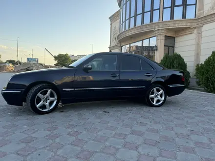 Mercedes-Benz E 320 2000 года за 4 500 000 тг. в Актау – фото 14