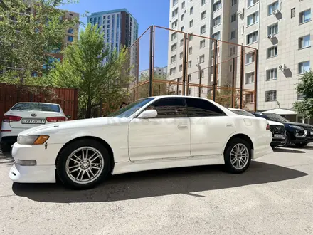Toyota Mark II 1995 года за 1 700 000 тг. в Астана – фото 2